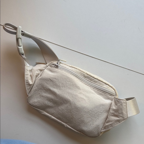 Lululemon Beige Belt Bag - Picture 3 of 4